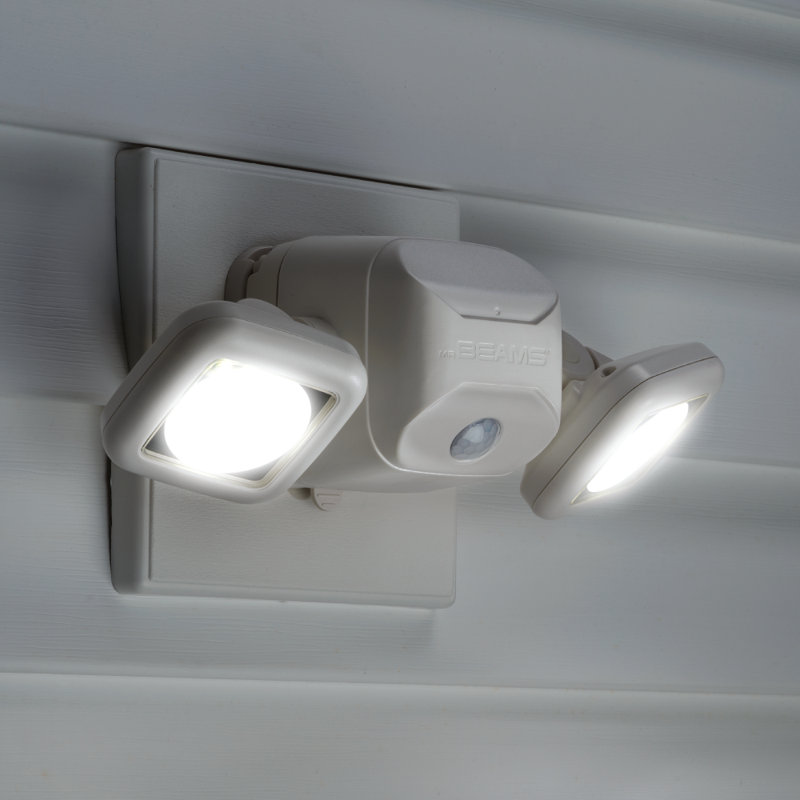 Mr. Beams DualHead LED Dusk to Dawn Battery Operated Outdoor Security